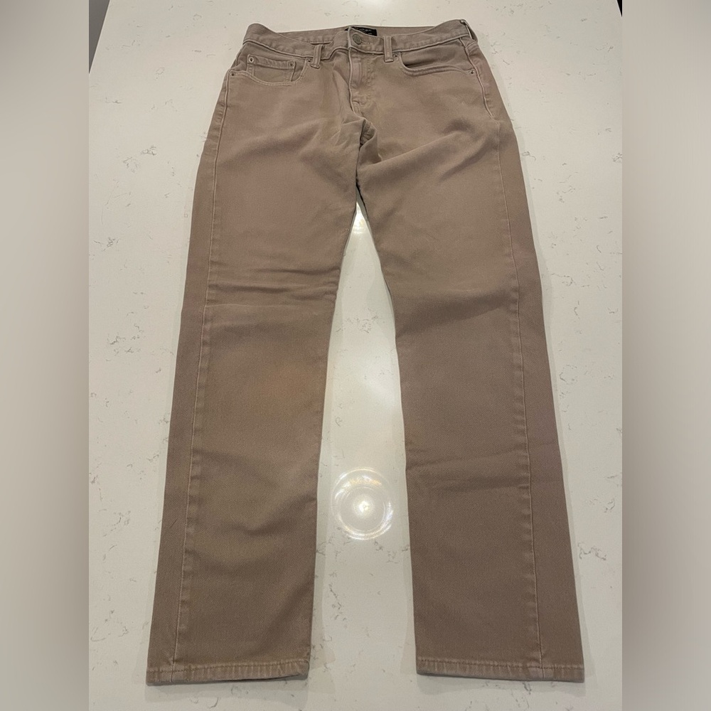 Banana Republic men’s premium performance jeans. Size 30/32